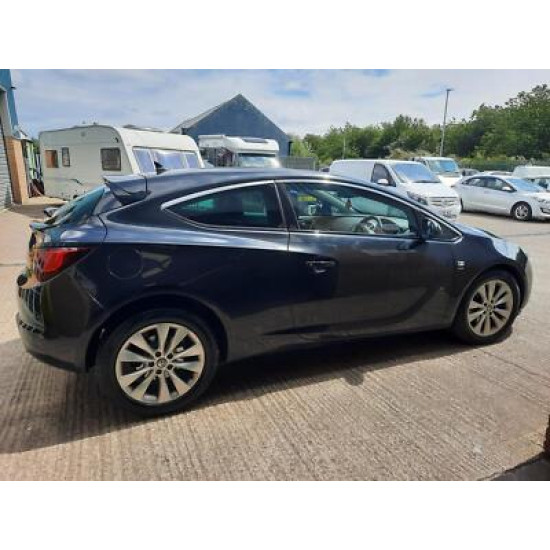 Vauxhall Astra GTC SRI CDTI Auto 2.0 3 Door. 2013. 81769 miles. YK63 WKN. £2995.00 Vauxhall Astra GTC SRI CDTI Auto 2.0 3 Door. 2013. 81769 miles. YK63 WKN. £2995.00