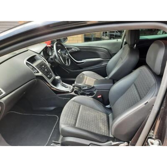 Vauxhall Astra GTC SRI CDTI Auto 2.0 3 Door. 2013. 81769 miles. YK63 WKN. £2995.00 Vauxhall Astra GTC SRI CDTI Auto 2.0 3 Door. 2013. 81769 miles. YK63 WKN. £2995.00