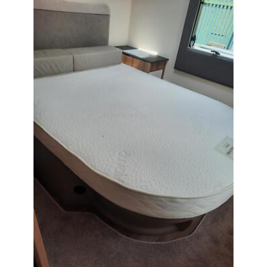 Swift Ace Award Dawnstar Twin Axle 4 Berth Tourer. 2020. Transverse Bed. £18995.00 Swift Ace Award Dawnstar Twin Axle 4 Berth Tourer. 2020. Transverse Bed. £18995.00