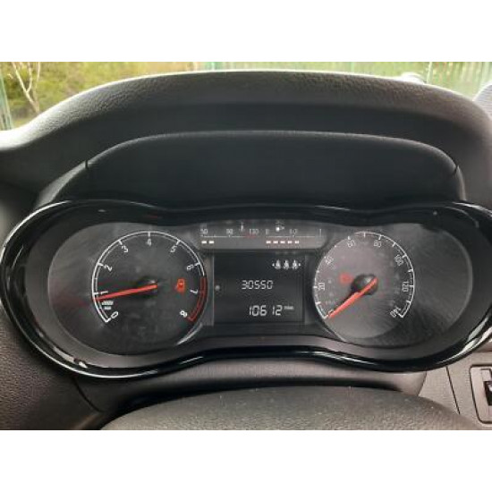 Vauxhall Viva SE 1.0 5 Door. 2017. NA17 GRK. 10612 Miles. £5995.00 Vauxhall Viva SE 1.0 5 Door. 2017. NA17 GRK. 10612 Miles. £5995.00
